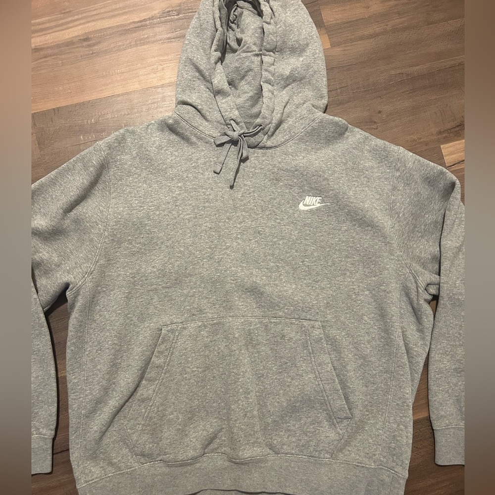 Gray large Nike hoodie